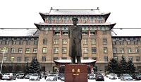 高端、大氣、上檔次冷熱沖擊試驗(yàn)箱被哈爾濱